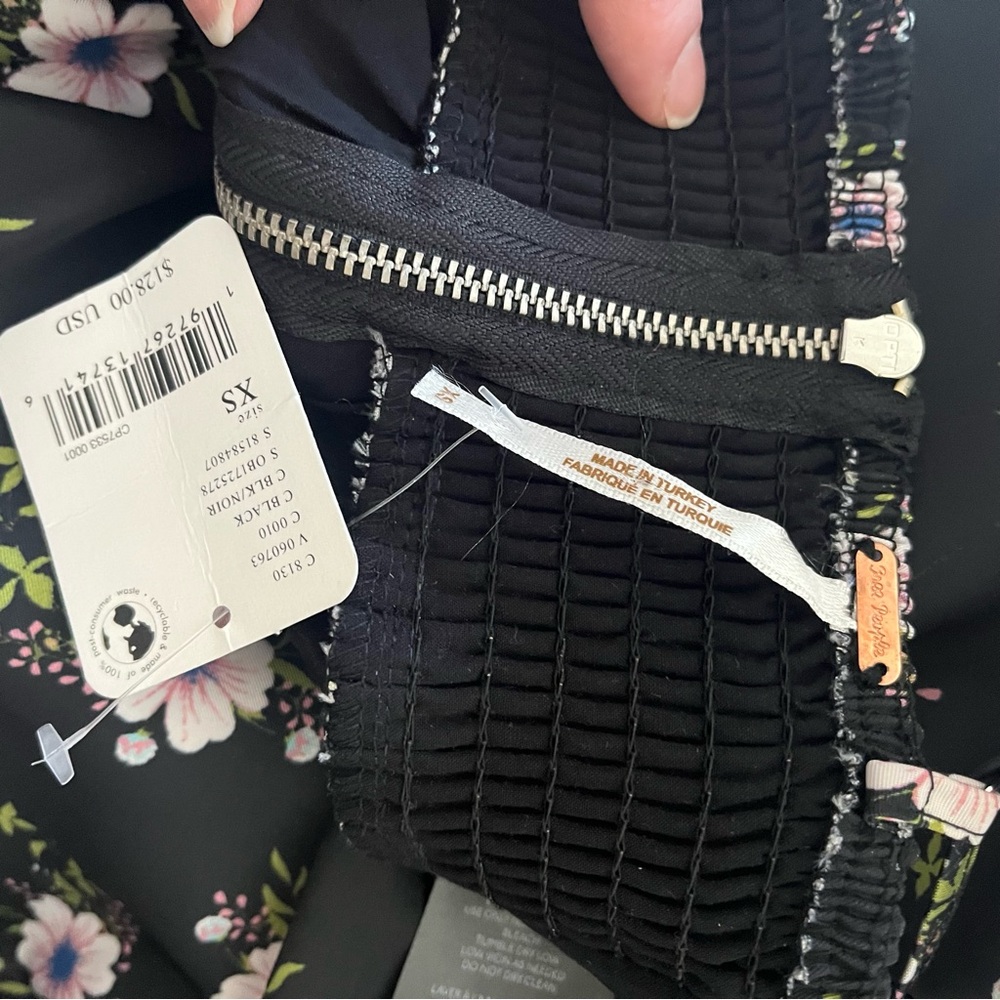 🌸🖤 Free People Floral Babydoll Mini Dress – New With Tags 🖤🌸 - Picture 5 of 7